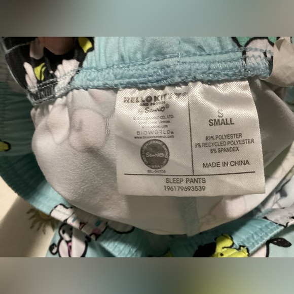 Hello Kitty Men's Print Sleep Pants Size Small - Picture 4 of 4